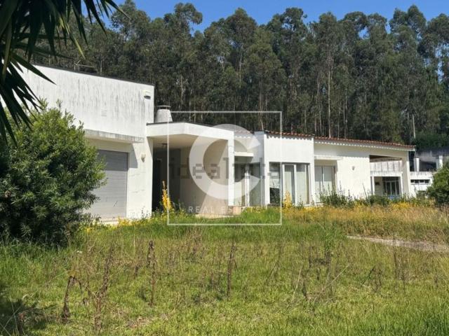 Moradia, Creixomil e Mariz