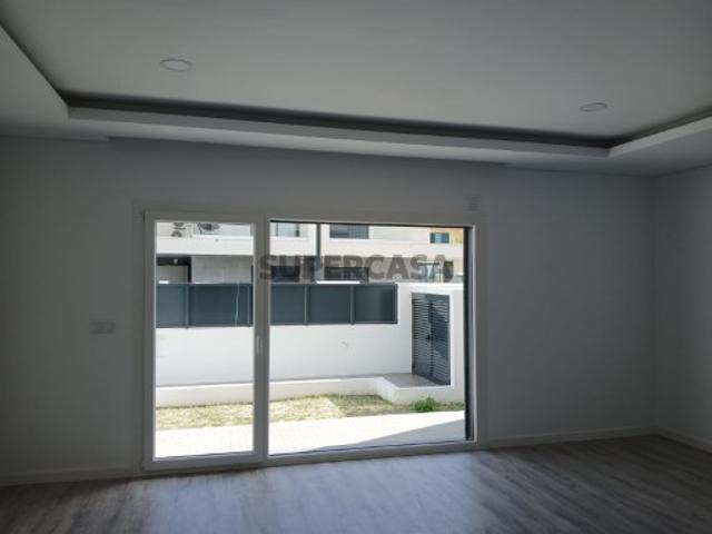 MORADIA DUPLEX T3+1 EM FERNÃO FERRO