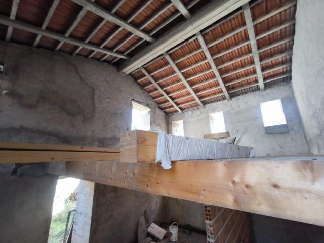 Moradia de Aldeia de Habitação Urbana em Pedra Granito para renovação em Meimão Penamacor Castelo Branco