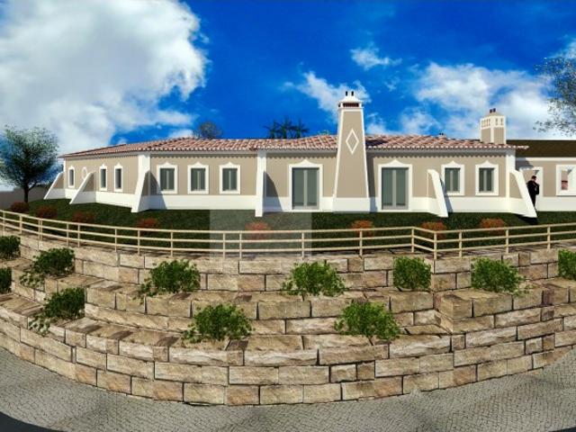 Moradia de Arquitetura Rústica com Design Exclusivo, Piscina e Privacidade Total