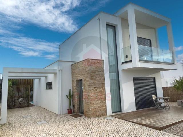 Moradia de arquitectura moderna com piscina privada 0m² Foz Do Arelho