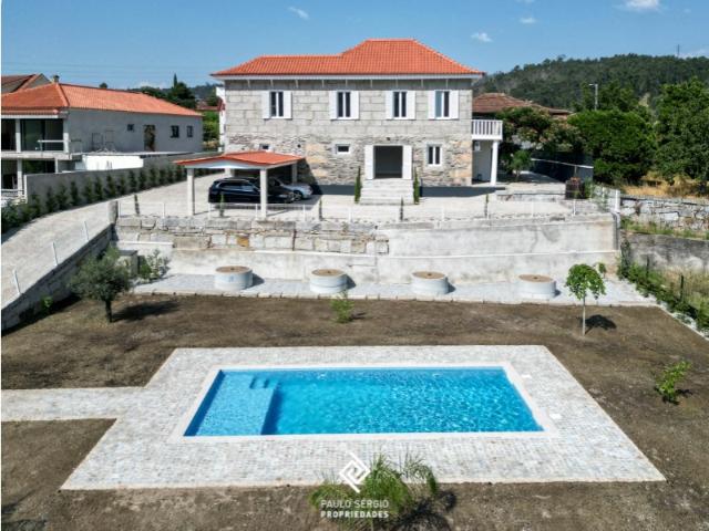 Moradia de campo dos anos 20, Felgueiras Macieira da Lixa