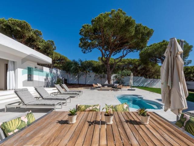 Moradia de charme V3, perto da praia e do golfe no prestigia. 0m² Quarteira