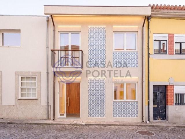Moradia de Charme na Foz do Douro | Rua Padre Luís Cabral 10. 154m² Aldoar, Foz do Douro e Nevogilde