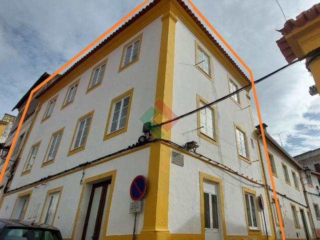 Moradia de gaveto, nova, para venda, Portalegre Sé e São Lourenço