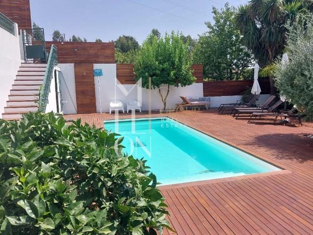 Moradia de Luxo – 4 Frentes | Junto ao Nó da A4 Campo Valongo