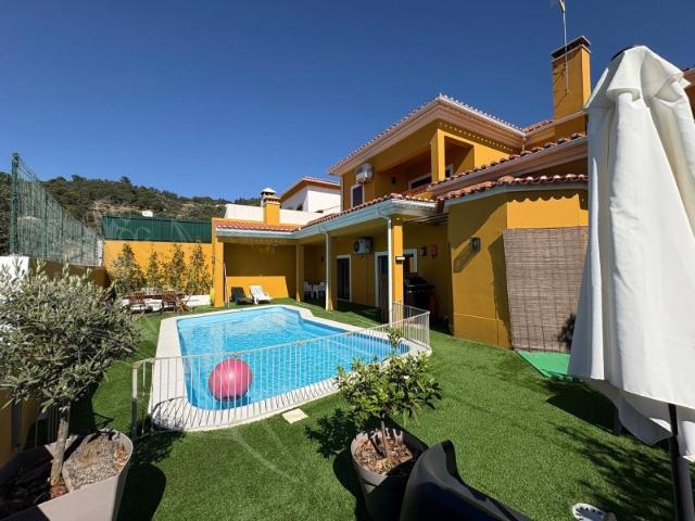 Moradia de Luxo com Piscina, Classe Energética A/A+ e Total Privacidade | Portalegre