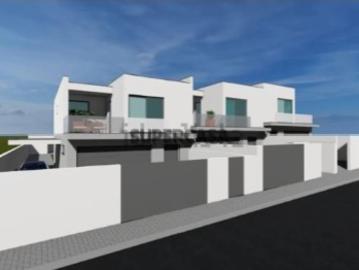 Moradia de luxo com piscina em Santa Maria de Lamas
