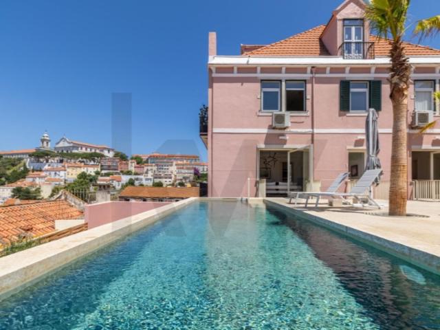 Apartamento de Luxo com Piscina na Costa de Lisboa
