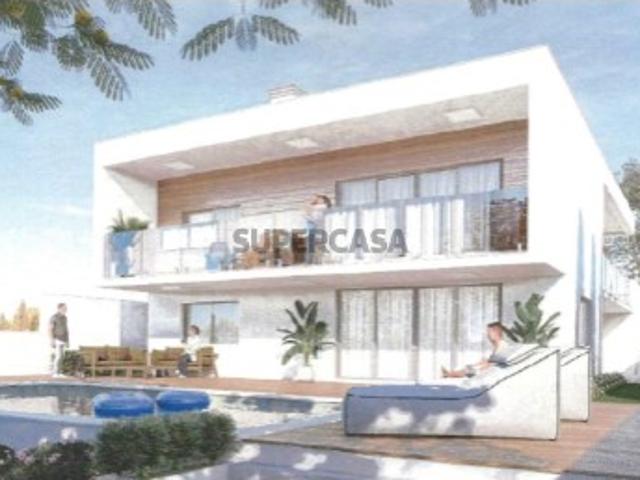 MORADIA DE LUXO COM PISCINA NAS GAEIRAS
