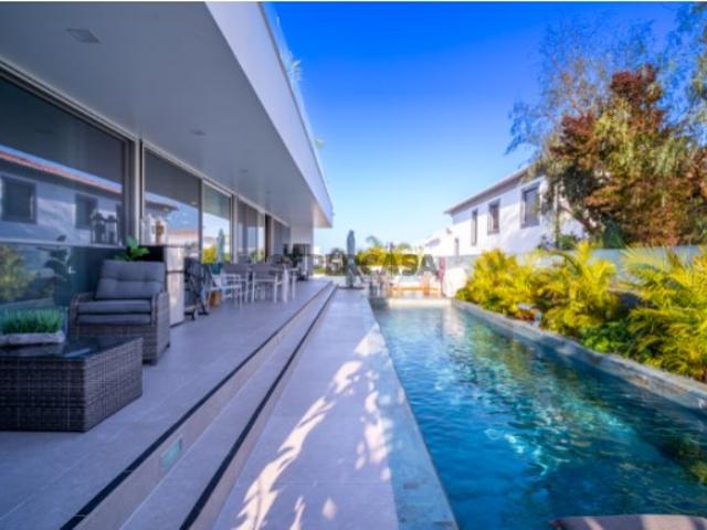 Moradia de Luxo Contemporânea com Vista Mar e Piscina em Lagos,Algarve,Portugal