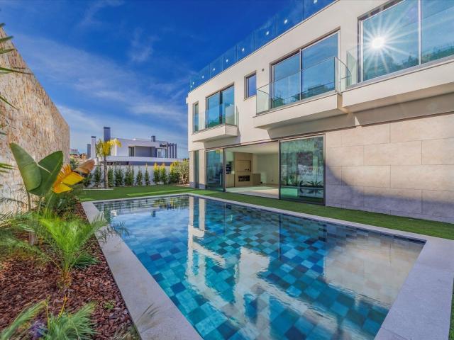 Moradia de luxo contemporânea na Marina de Albufeira 180m² Albufeira e Olhos de Água