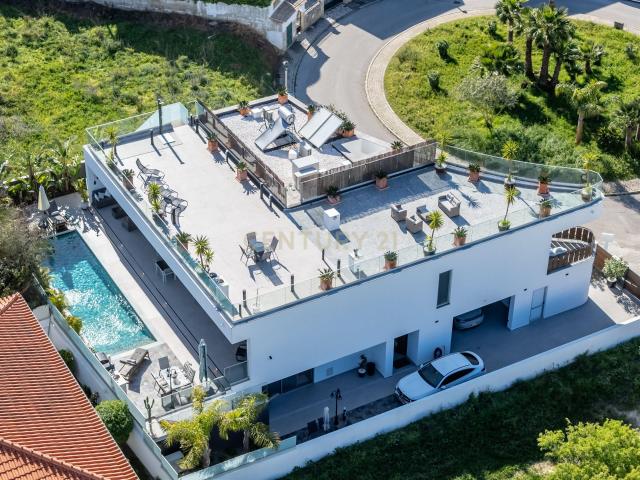 Moradia de Luxo em Lagos com Vista Mar, Piscina Aquecida e R. 306m² São Gonçalo de Lagos