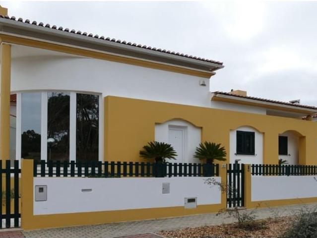 Moradia de Luxo em Vila Nova de Santo André: Pronto a Habita. 0m² Santo André