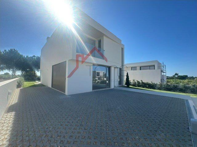 Moradia De Luxo Entre O Campo E Praia 145m² São João das Lampas e de Terrugem