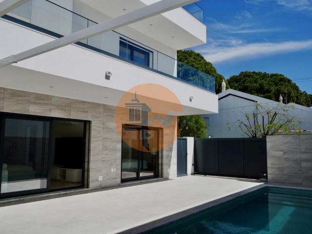 Moradia de Luxo Isolada em Condomínio T3+2 Manta Rota 401m² Vila Nova De Cacela
