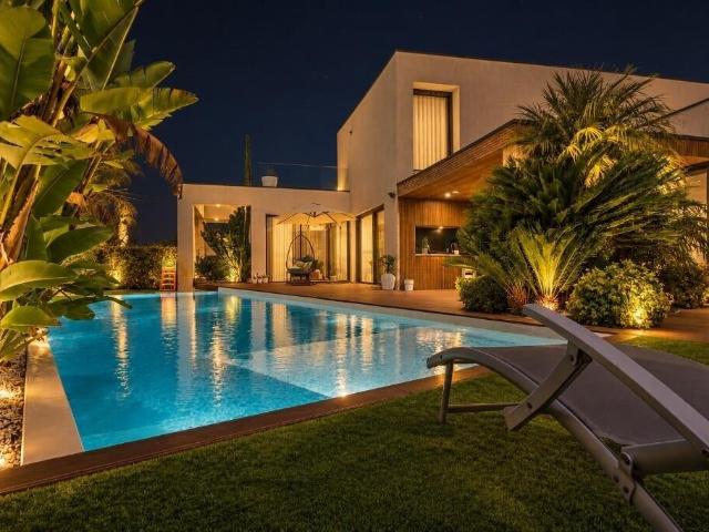 Moradia de Luxo T3 com Piscina | Grijó, Vila Nova de Gaia 259m² Grijó