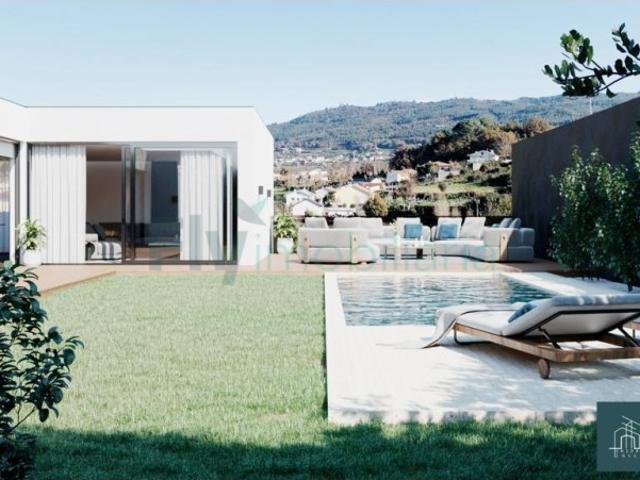 Moradia de Luxo T3 com 3 suites no Empreendimento Vale do Sol, Polvoreira
