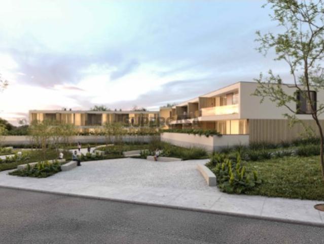 Moradia de Luxo T3 em Loulé | Arquitetura Contemporânea em Localização Premium
