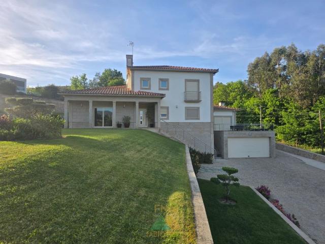 Moradia de luxo T4 370m² Vale São Cosme