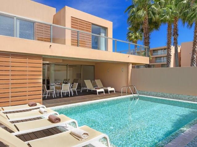 Moradia de Luxo T4 c/ Piscina Privada nos Salgados 350m² Guia