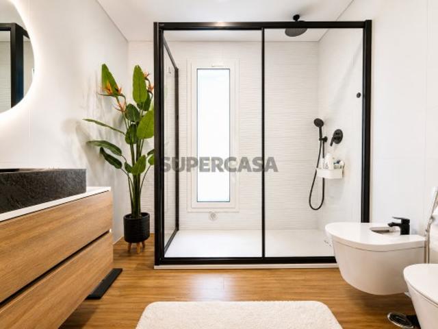 Moradia de Luxo T4 Bairro da Primavera | Rooftop | Piscina Aquecida | Painéis Fotovoltaicos | Santa Iria da Azóia