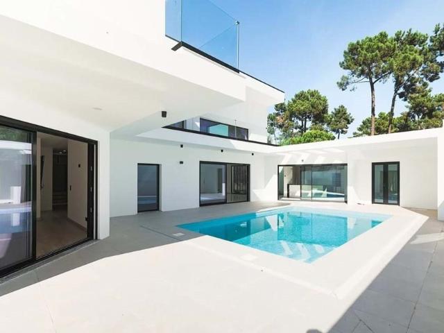 Moradia de Luxo T4 | Verdizela Setúbal 493m² Corroios