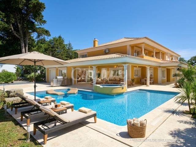 Moradia de Luxo T6 com Jardim Amplo e Piscina Privativa, para Arrendamento em Albarraque, Sintra