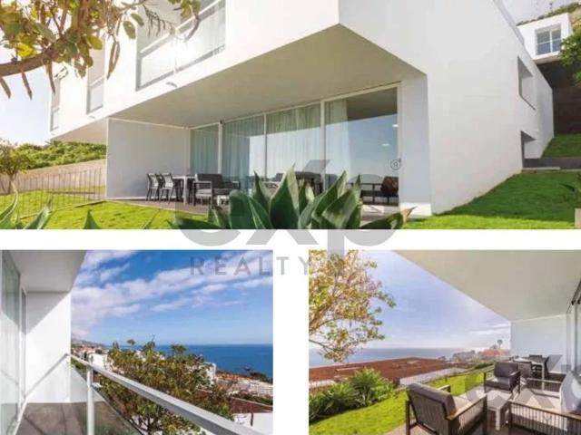 Moradia de Luxo Totalmente Mobilada com Piscina e Vista Deslumbrante para o Mar – Funchal