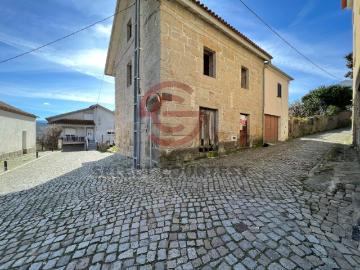 MORADIA DE PEDRA GRANITO PARA RECUPERAR SANTA OVAIA. OLIVEIRA DO HOSPITAL