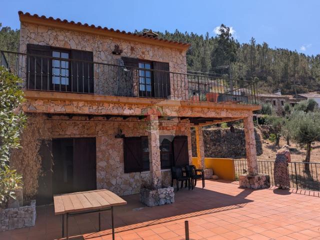 Moradia de Pedra