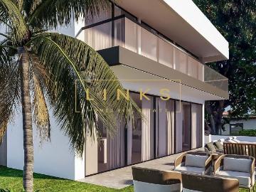 Moradia de Prestígio com Vista Deslumbrante – Funchal 230m² Monte