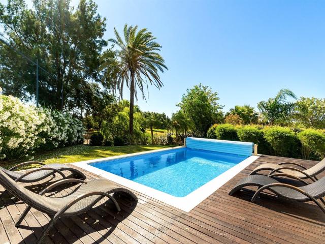 Moradia de três quartos em primeira linha de golfe no Silves. 143m² Silves