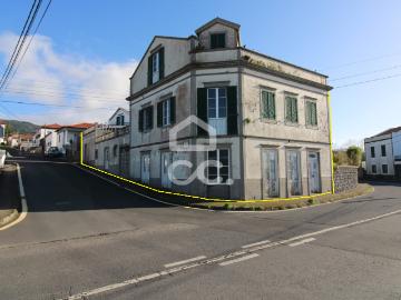 Moradia de 2+3 Quartos Candelária Ponta Delgada