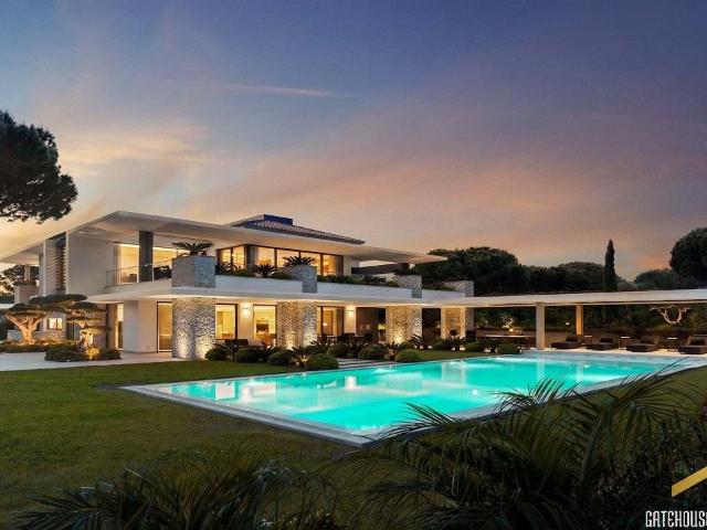 Moradia de 5 quartos à venda no Quinta do Lago Golf Resort. 928m² Almancil