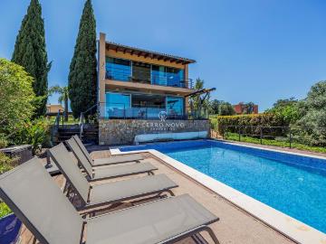 Moradia deslumbrante com piscina e vistas panorâmicas sobre. 250m² Algoz e Tunes