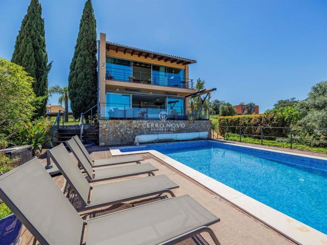 Moradia deslumbrante com piscina e vistas panorâmicas sobre. 250m² Algoz e Tunes