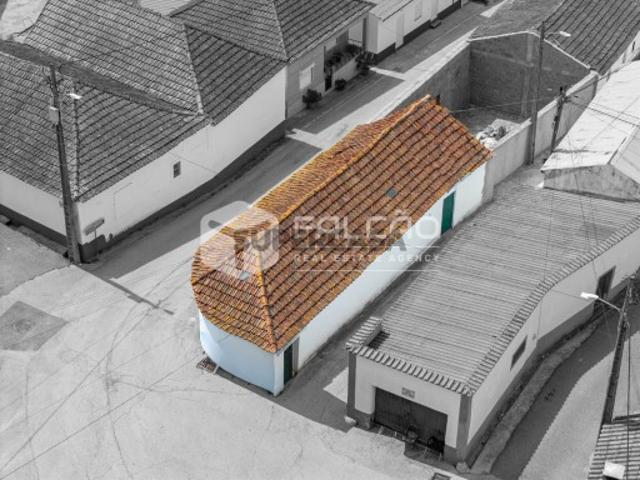 Moradia Devoluta T3 Venda em Azoia de Cima e Tremês,Santarém