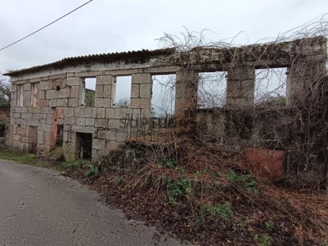 Moradia Devoluta Venda em Santa Comba Dão e Couto do Mosteiro,Santa Comba Dão