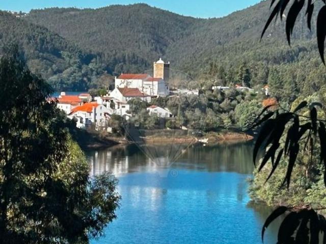Moradia, Dornes