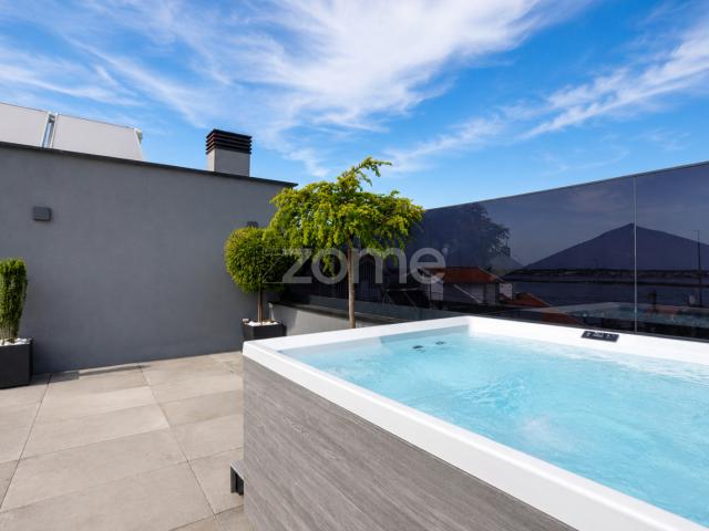 Moradia Exclusiva na Costa Nova Com Piscina e Rooftop