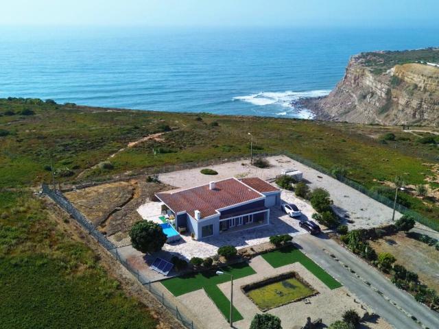 Moradia Exclusiva na praia da Calada 144m² Encarnação