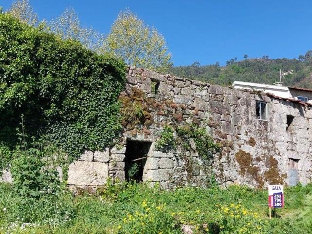 Moradia, Eira Vedra