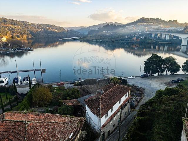 Moradia, Eja