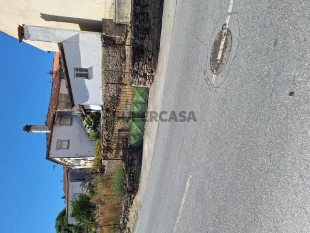 Moradia em Moimenta da Beira