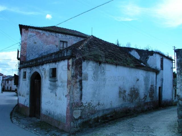 Moradia em Olaia e Paço, Torres Novas, com proximidade a serviços