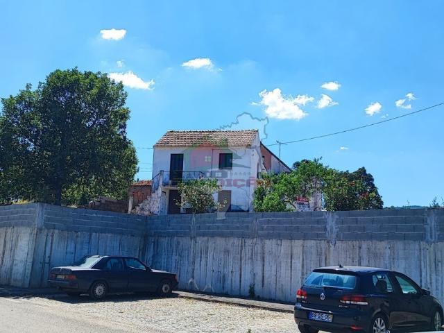 Moradia em Oleiros Amieira