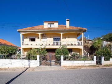 Rua Doutor Luís Vilar, Olhalvo, Concelho de Alenquer, Distrito de Lisboa