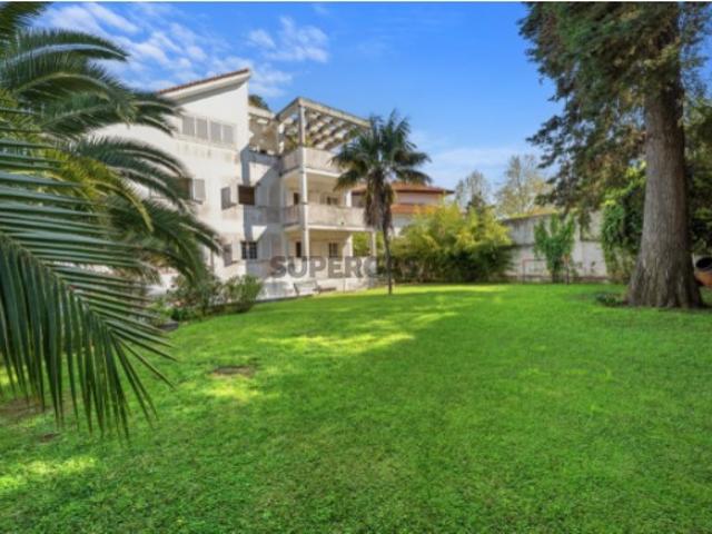 Moradia em Alvalade com 3 apartamentos independentes, Lisboa