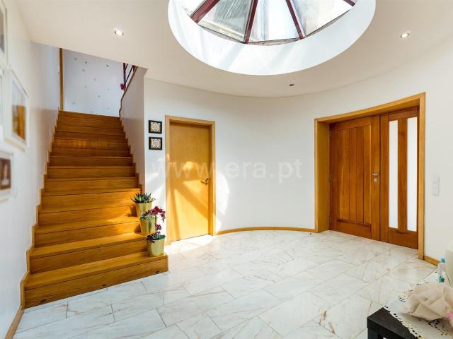 Moradia em Baguim do Monte, Rio Tinto 345m² Baguim Do Monte Rio Tinto
